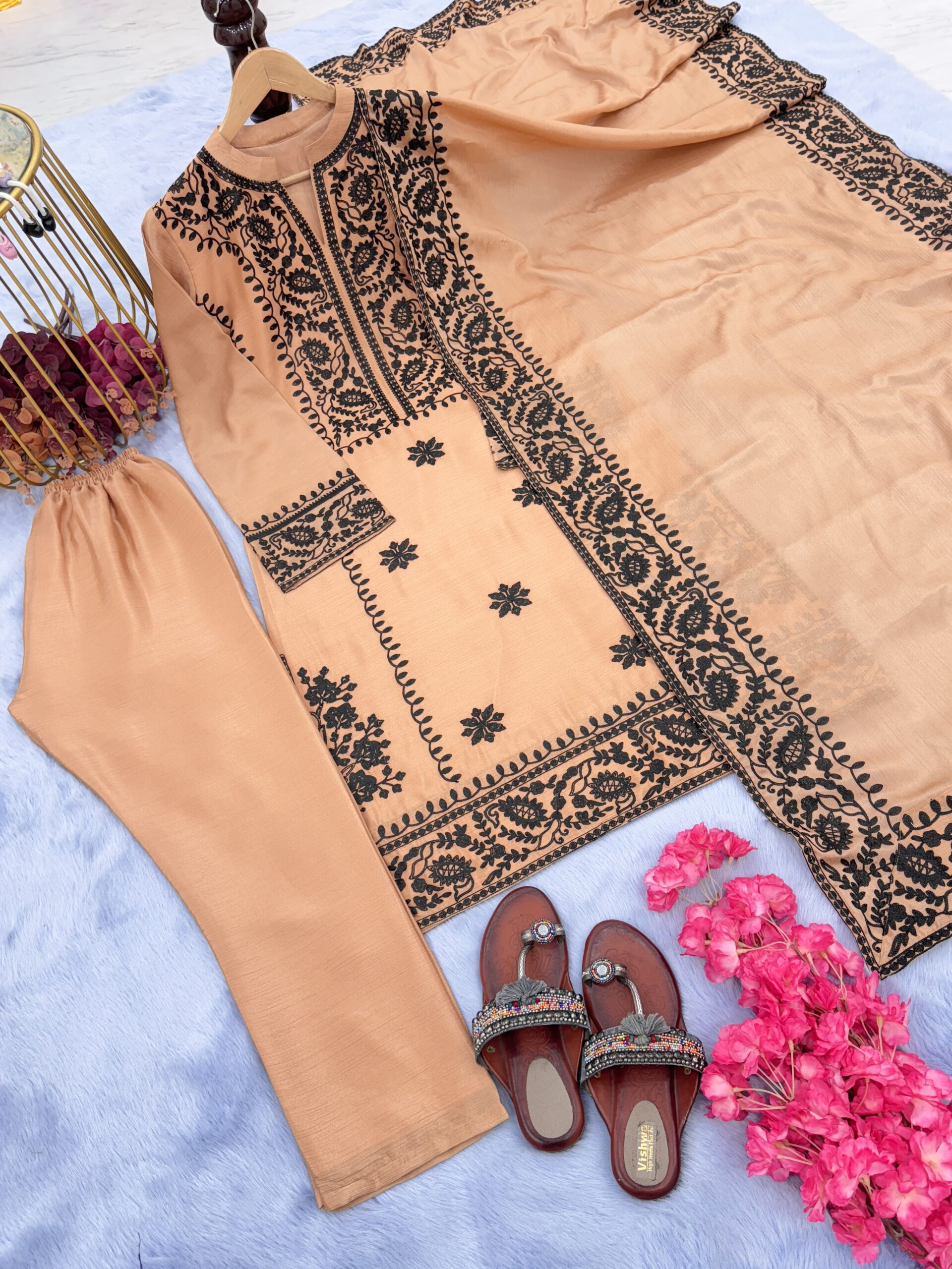 DESIGNER TOP BOTTOM AND DUPATTA SET - Image 4