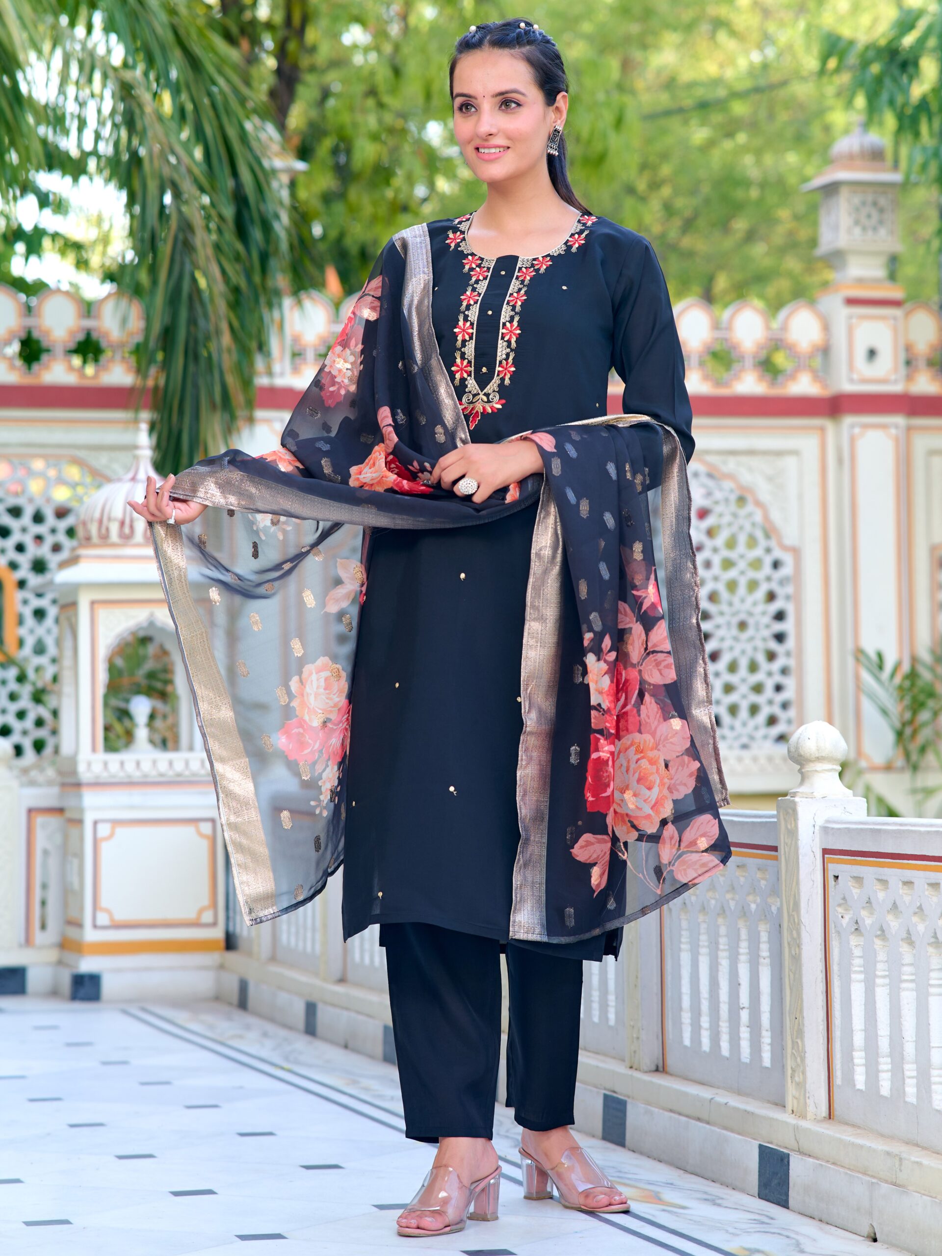 Embroidered Kurta With Pant And Dupata Set - Image 6