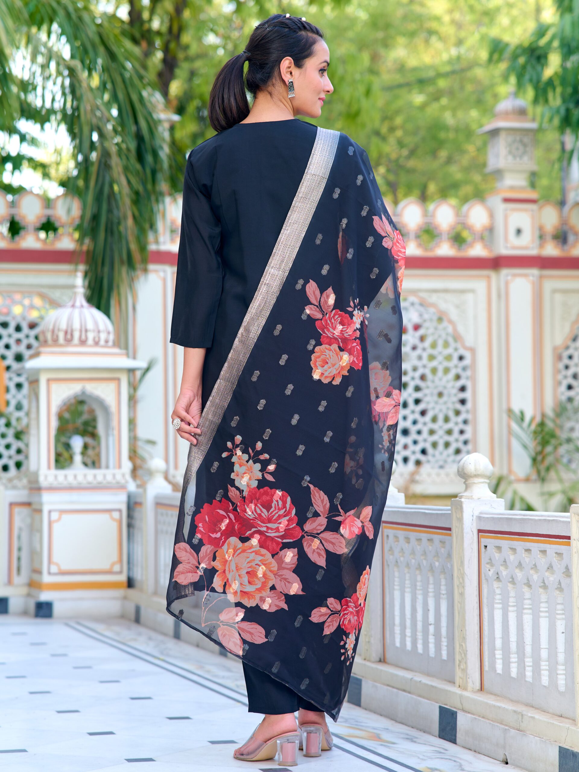 Embroidered Kurta With Pant And Dupata Set - Image 8