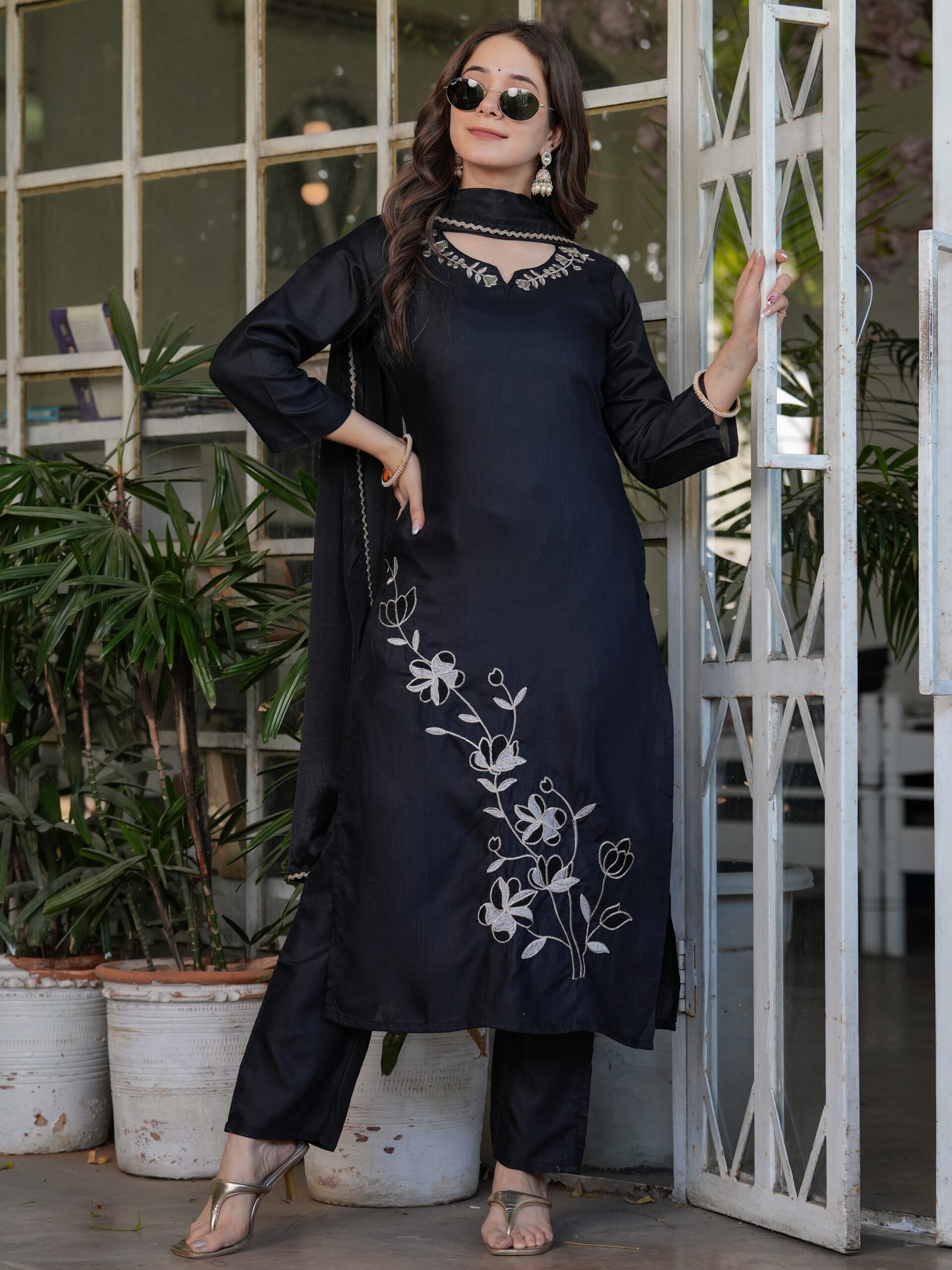 Viscose Rayon Embroidary Straight Kurta with Pant And Dupatta Set - Image 3