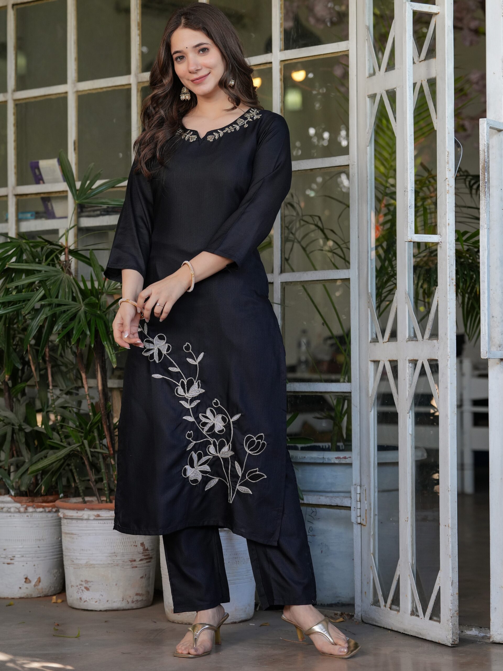 Viscose Rayon Embroidary Straight Kurta with Pant And Dupatta Set - Image 7