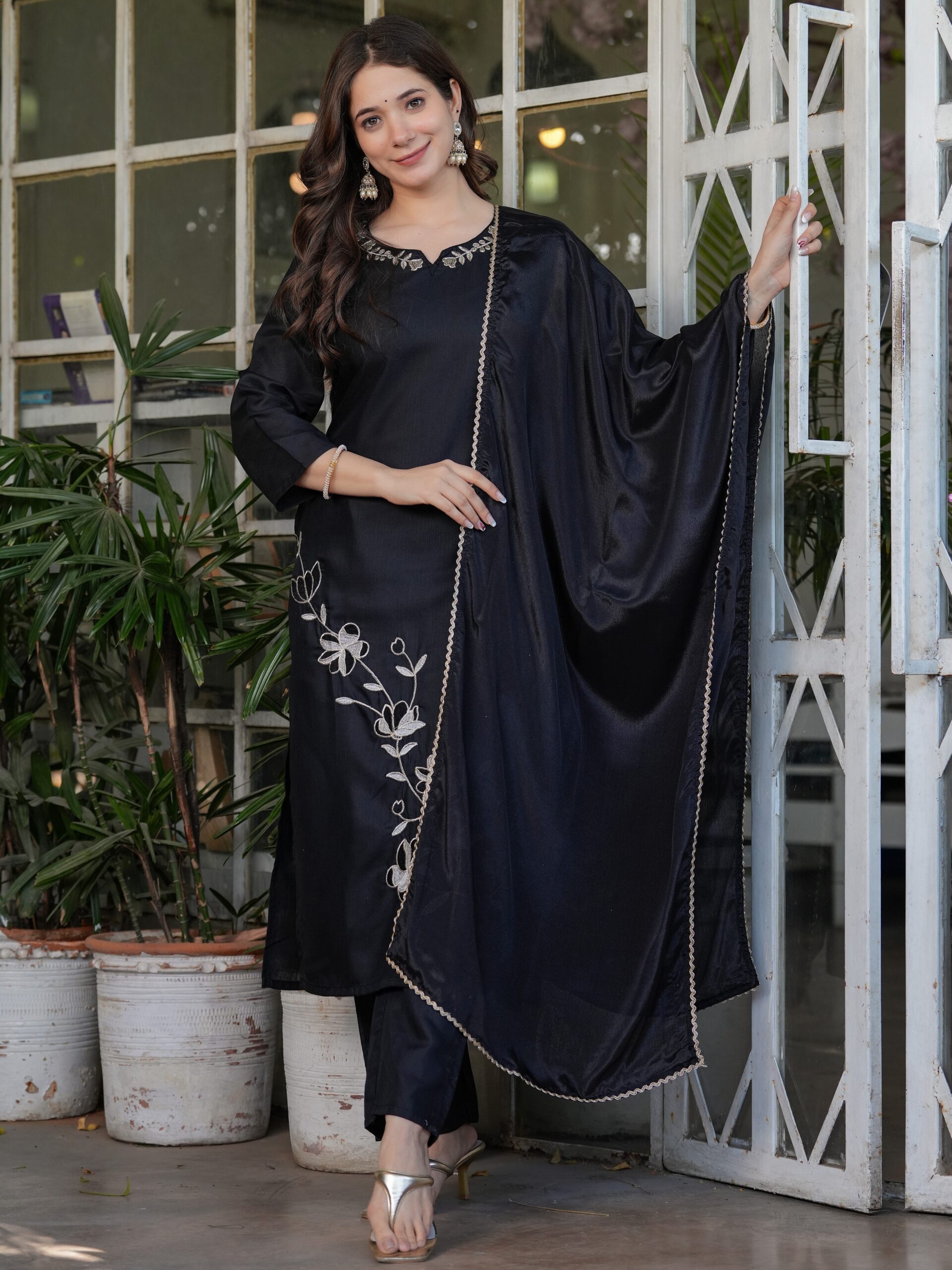 Viscose Rayon Embroidary Straight Kurta with Pant And Dupatta Set - Image 6