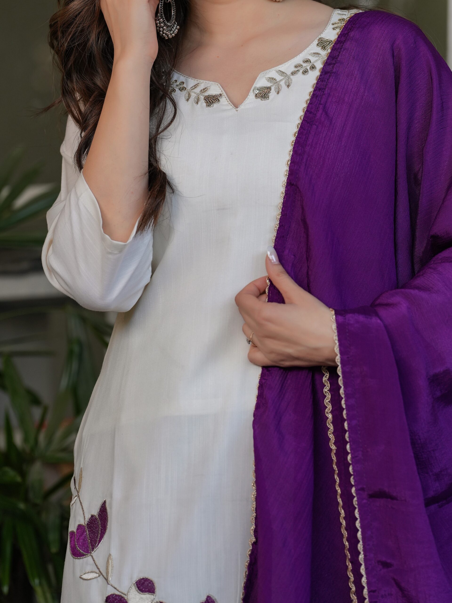 Viscose Rayon Embroidary Straight Kurta with Pant And Dupatta Set - Image 5