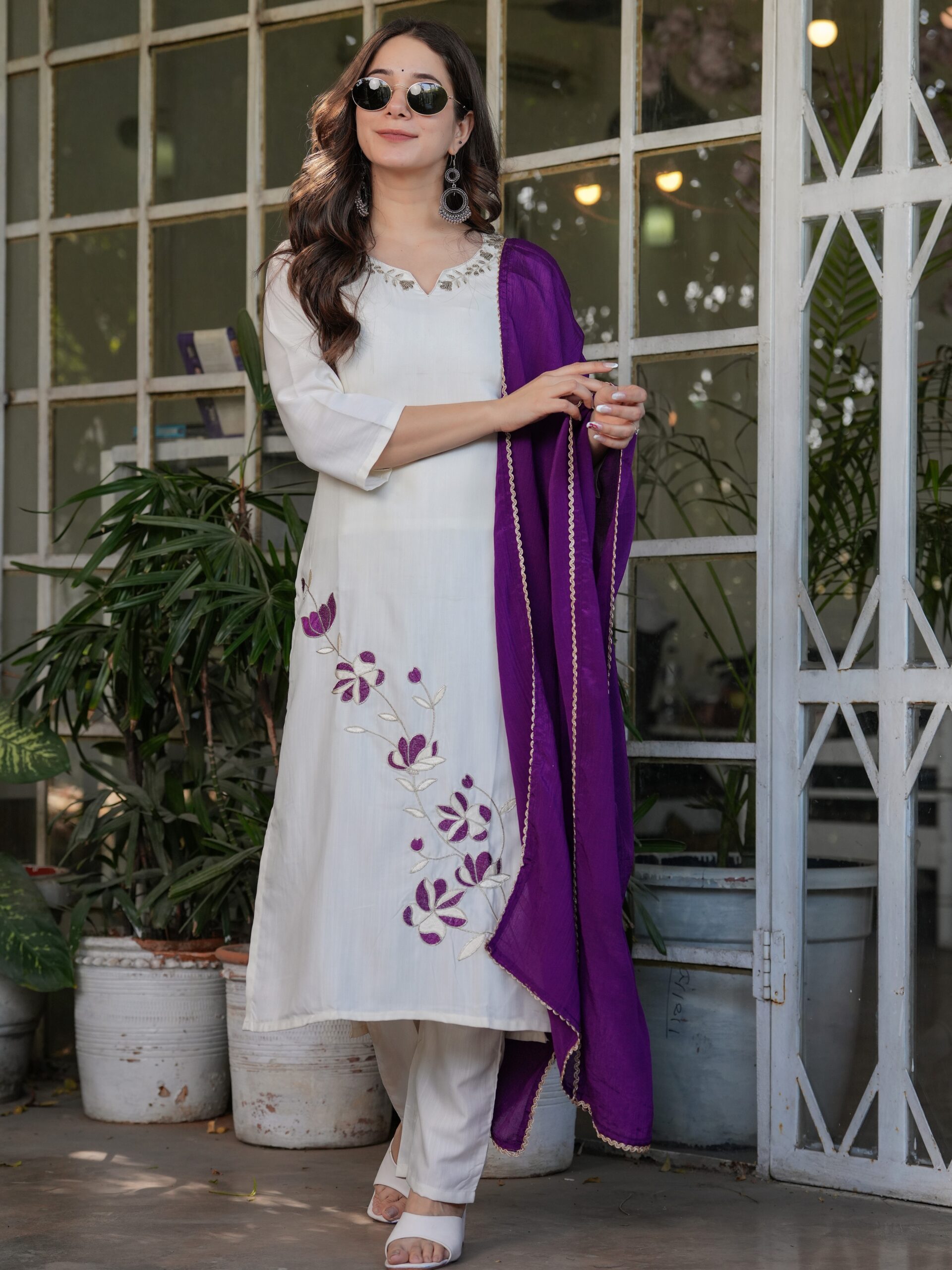 Viscose Rayon Embroidary Straight Kurta with Pant And Dupatta Set - Image 10