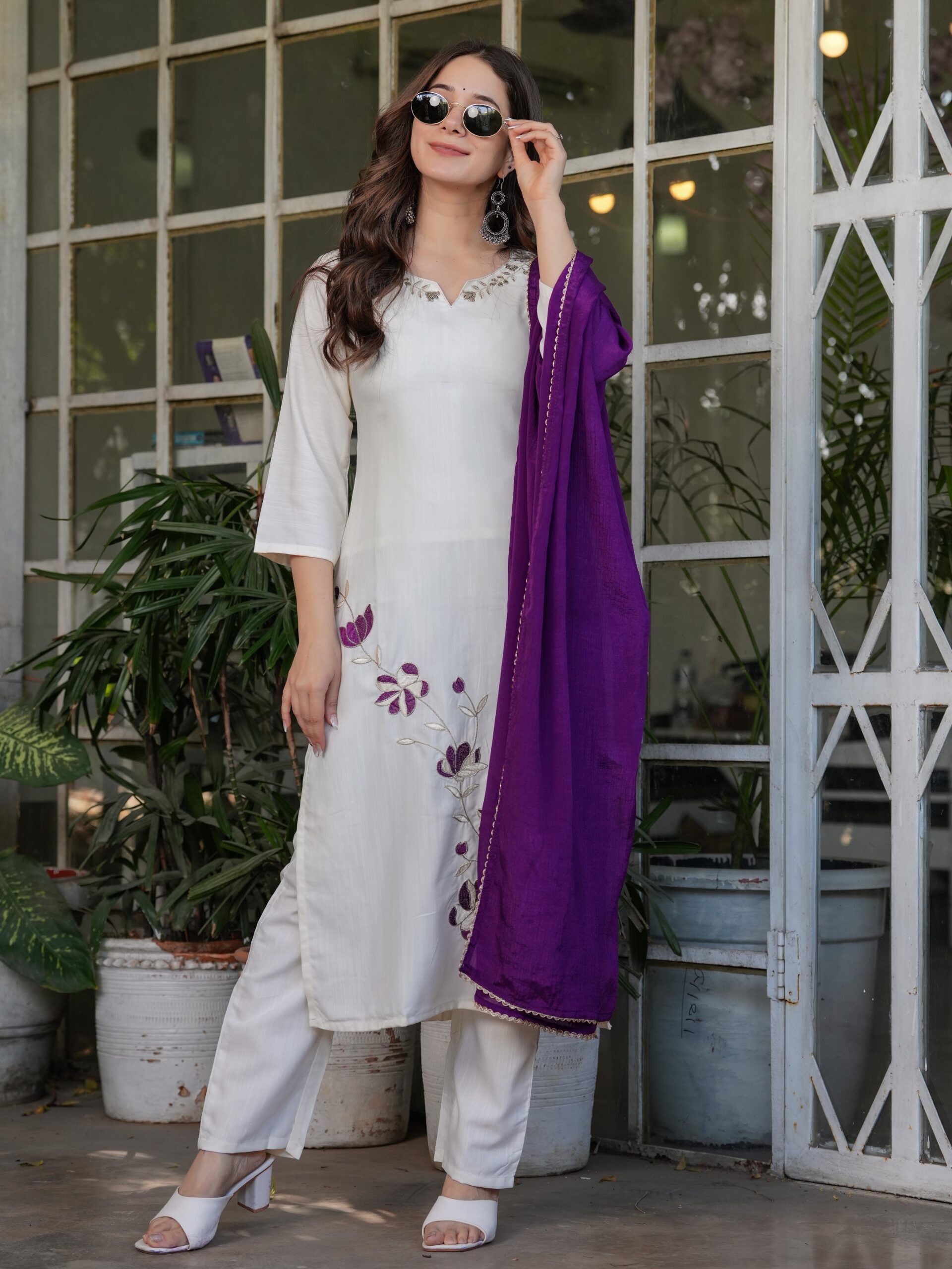 Viscose Rayon Embroidary Straight Kurta with Pant And Dupatta Set - Image 9