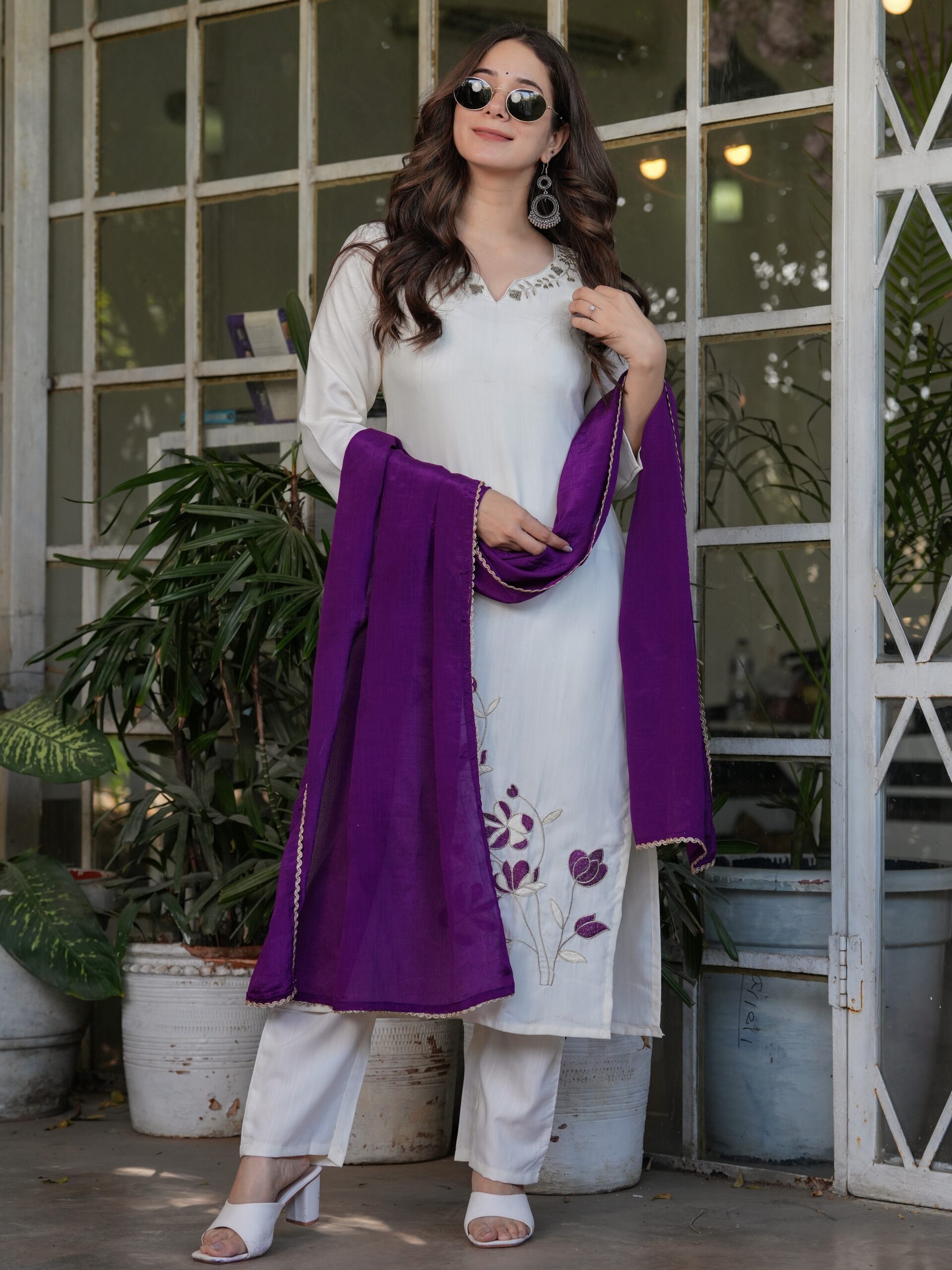 Viscose Rayon Embroidary Straight Kurta with Pant And Dupatta Set - Image 7