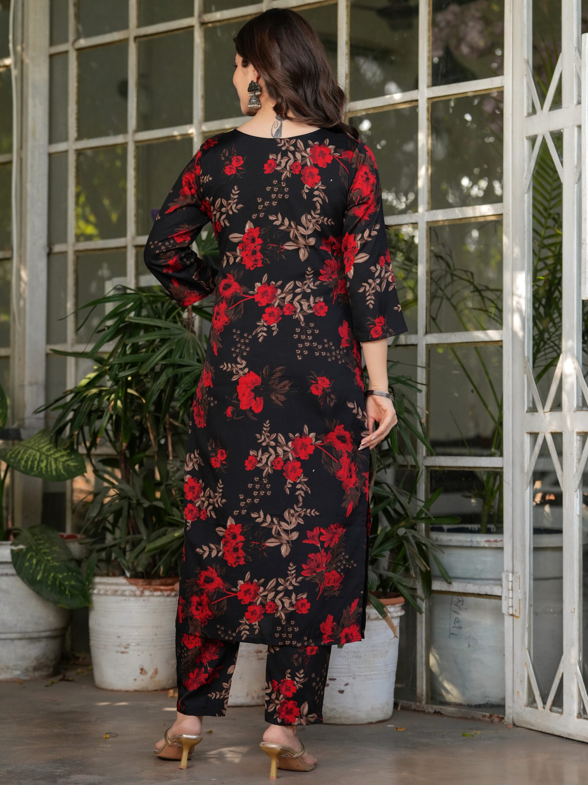 Women's Silk Blend Printed Straight Kurta with Pant And Dupatta Set - Image 11