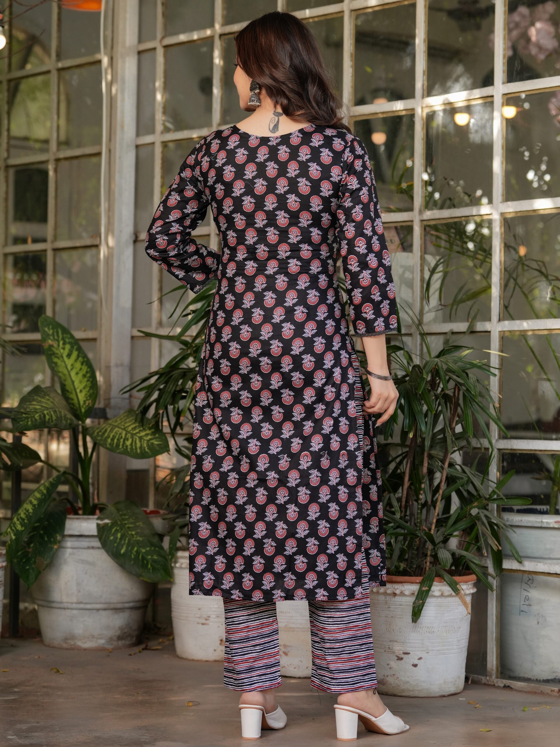 Black Kurta with Pant And Dupatta - Image 11
