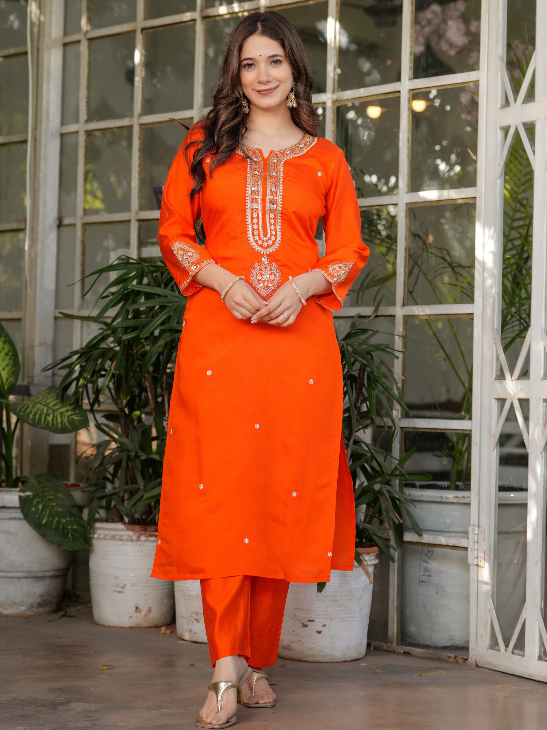 Kurta With Pant And Dupatta - Image 9