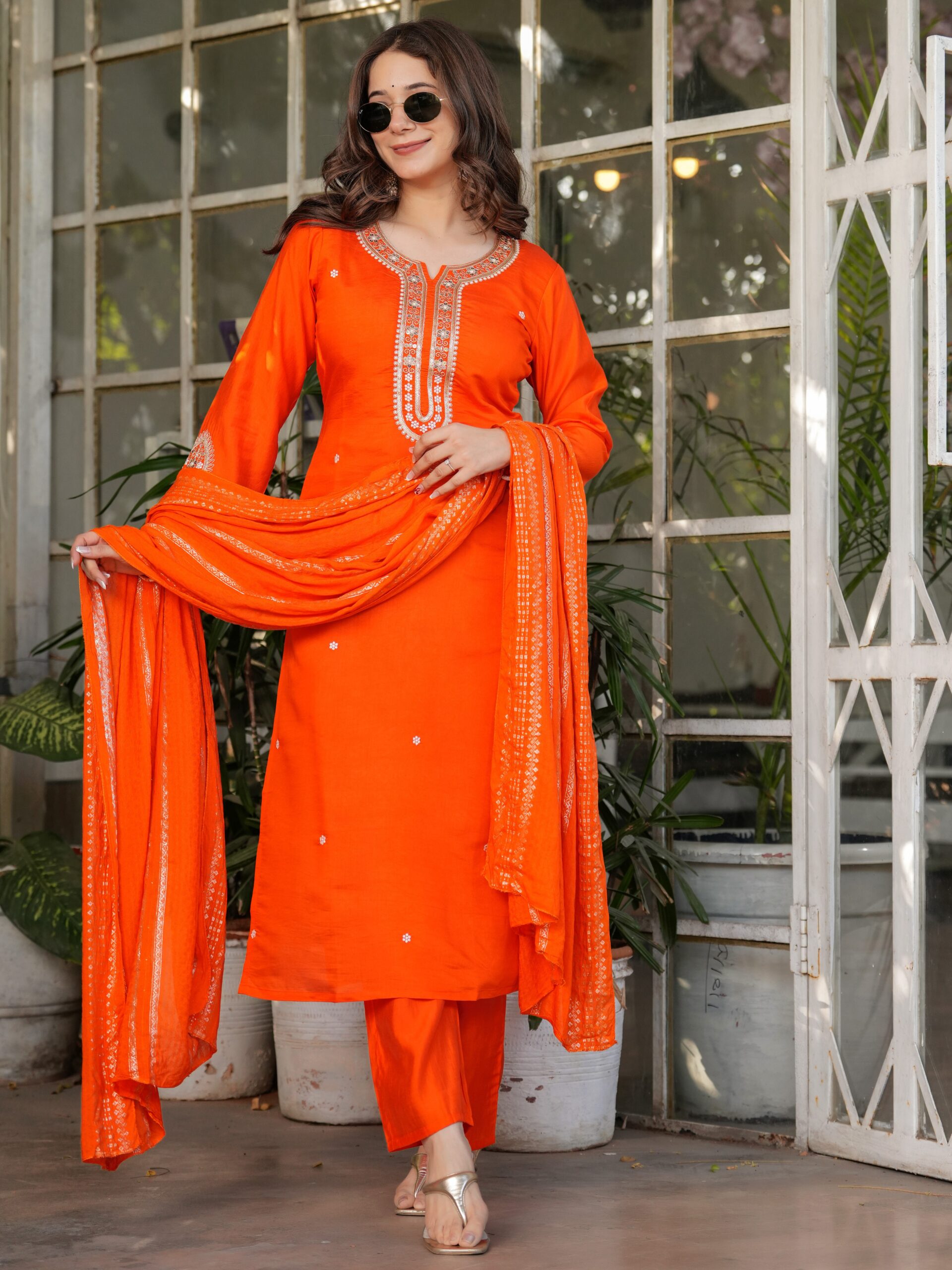 Kurta With Pant And Dupatta - Image 13