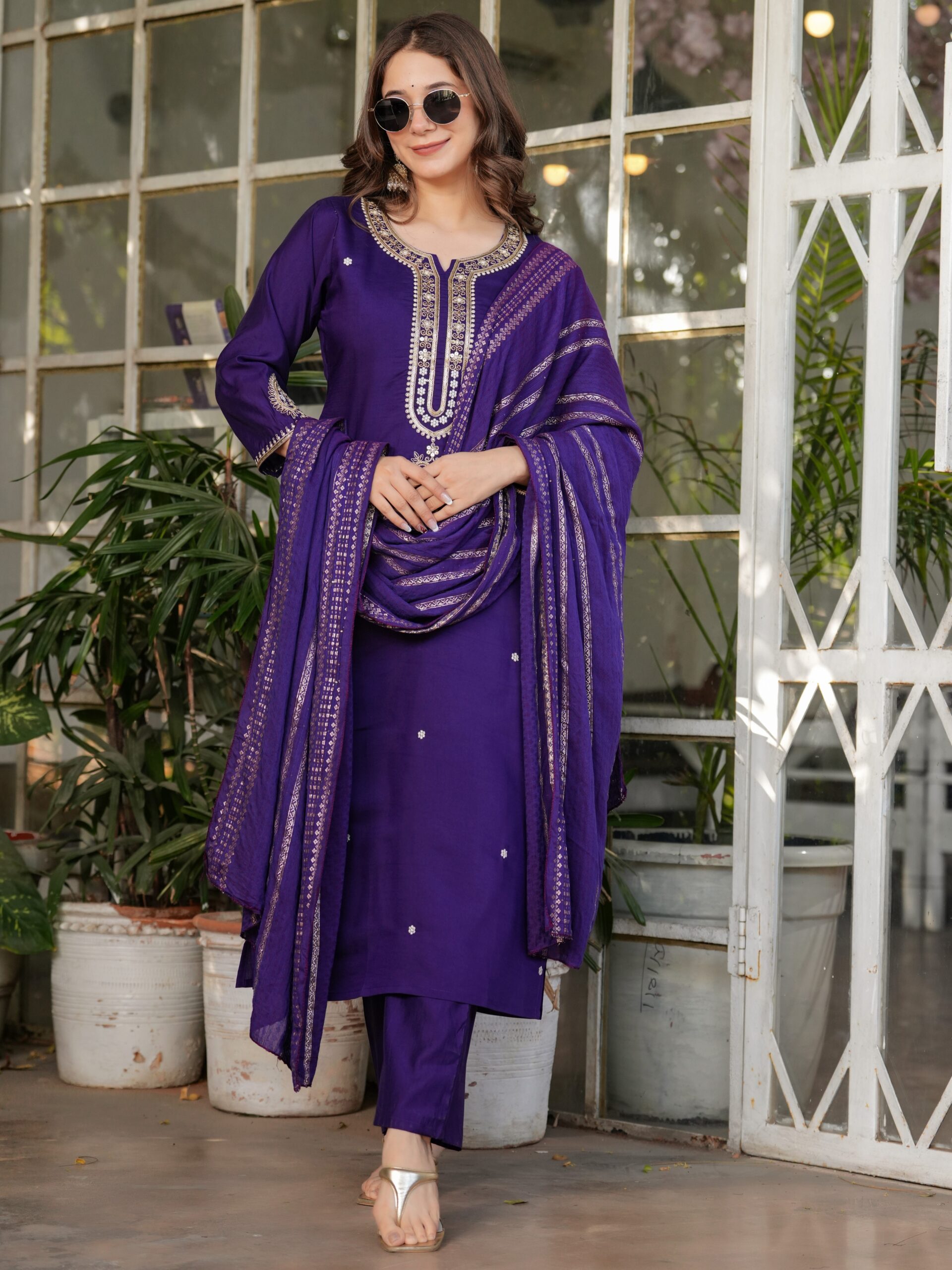 Kurta With Pant And Dupatta - Image 3