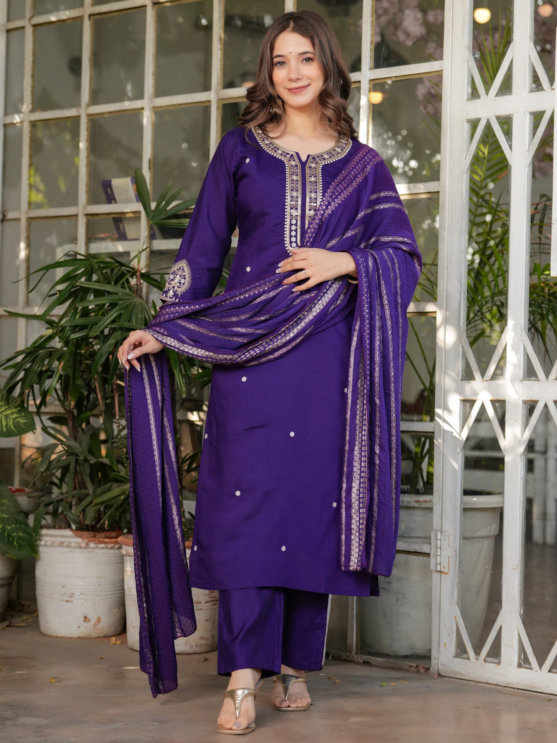 Kurta With Pant And Dupatta - Image 4