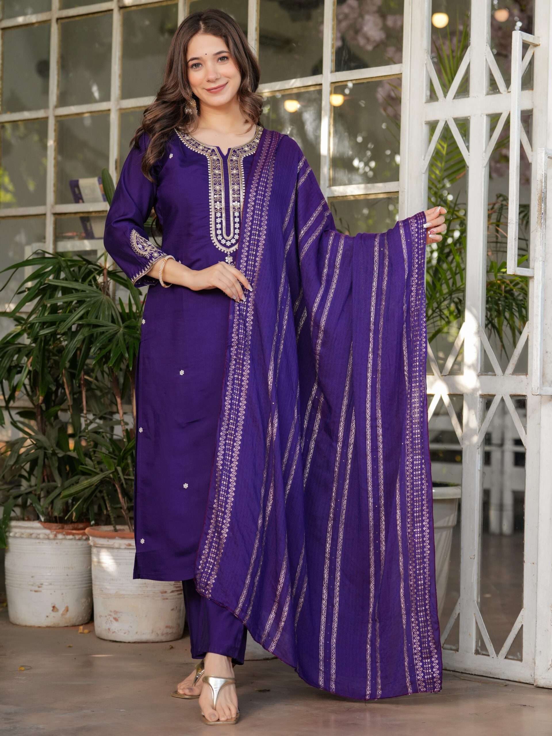 Kurta With Pant And Dupatta - Image 7