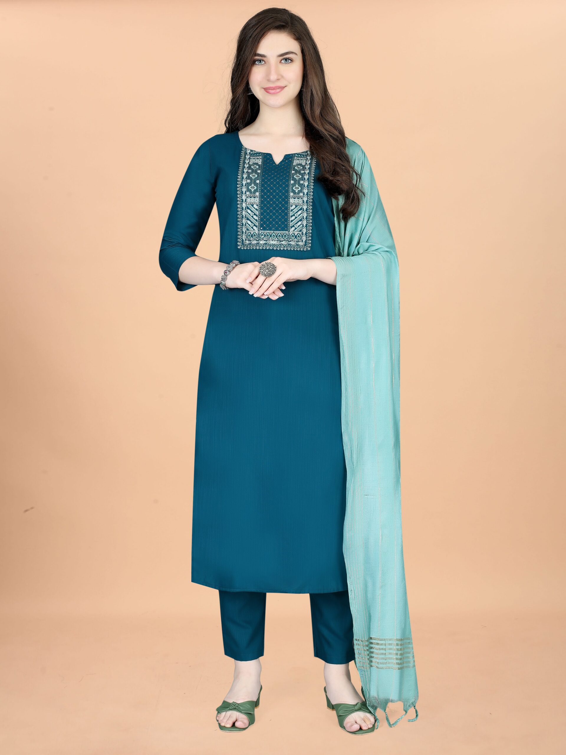 Kurti With Pant And Dupatta Set - Image 4
