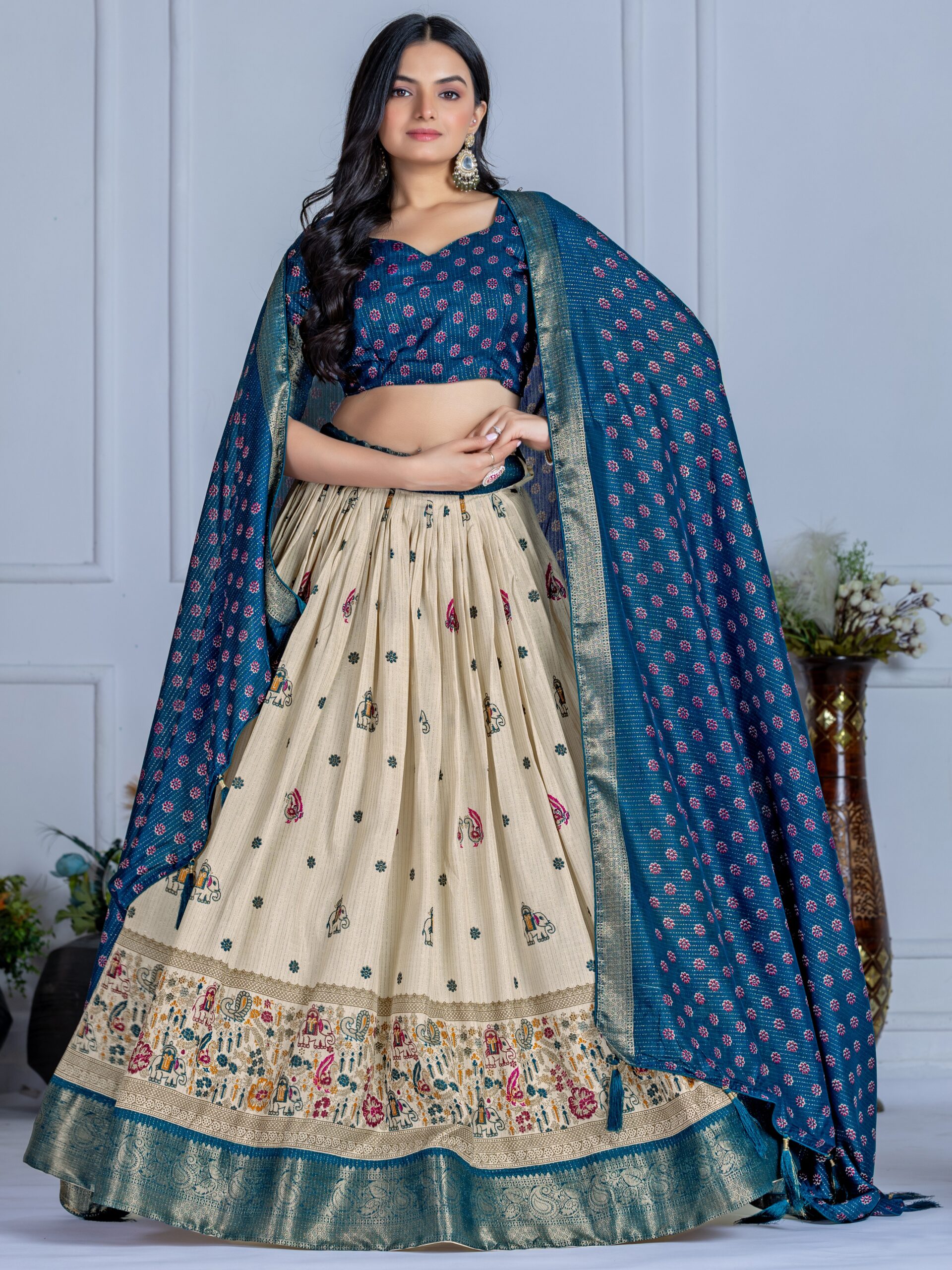 Jacquard With Jari Lining Lehenga Choli - Image 4