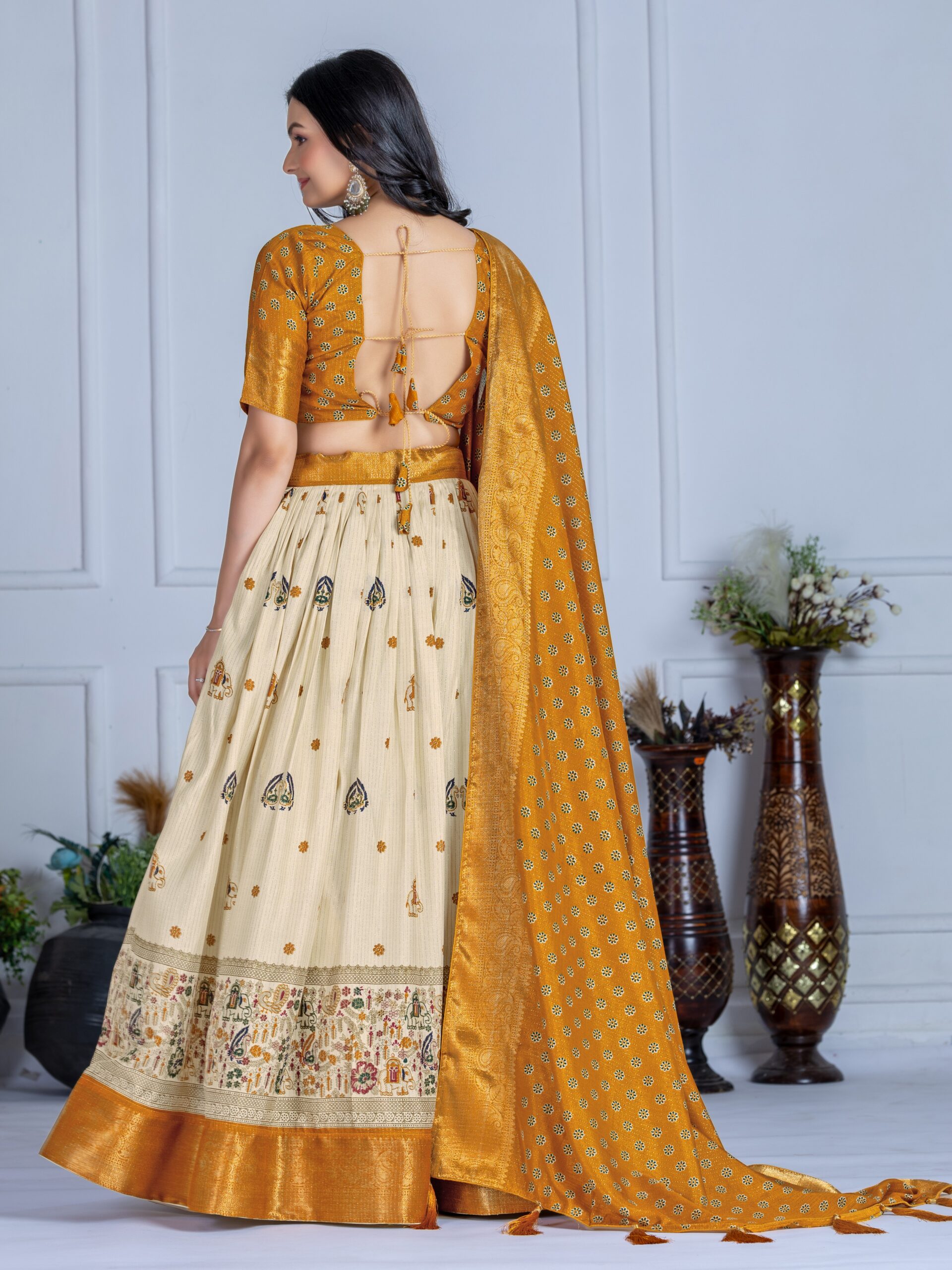 Jacquard With Jari Lining Lehenga Choli - Image 3