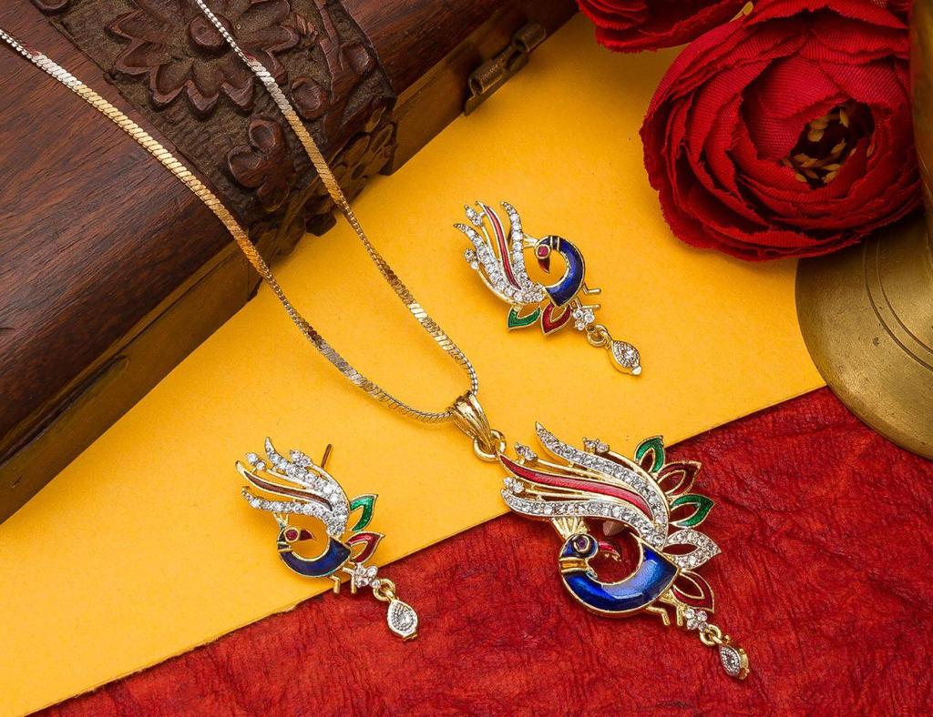 Trendy Pendant Set for Women