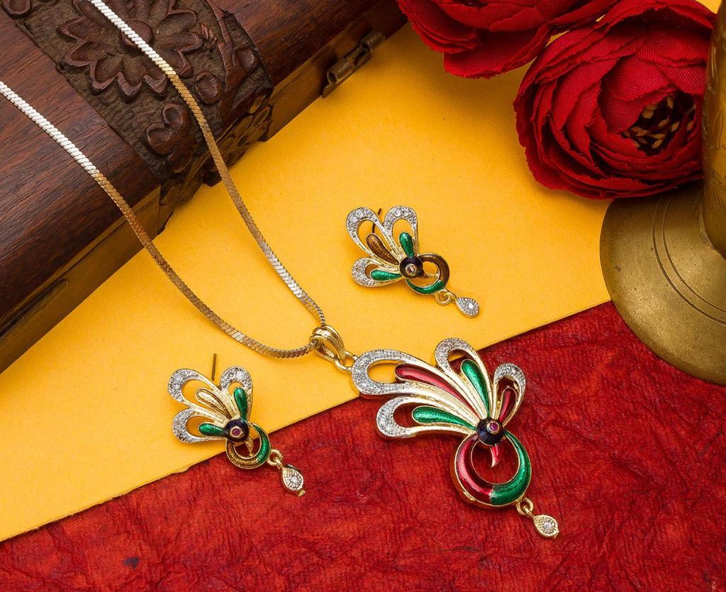 Trendy Pendant Set for Women