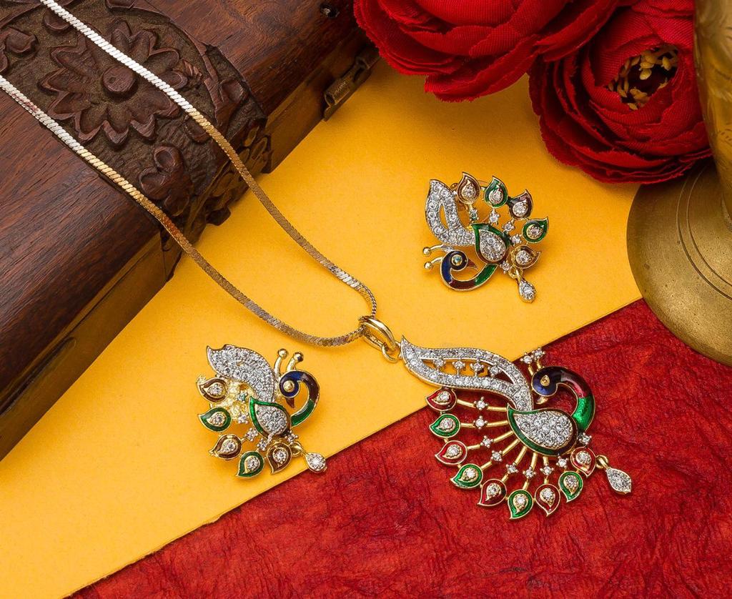 Trendy Pendant Set for Women