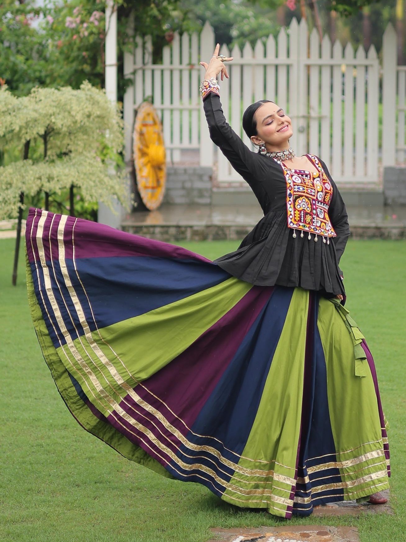 NAVRATRI SPECIAL TRADITIONAL CHANIYA CHOLI - Image 3