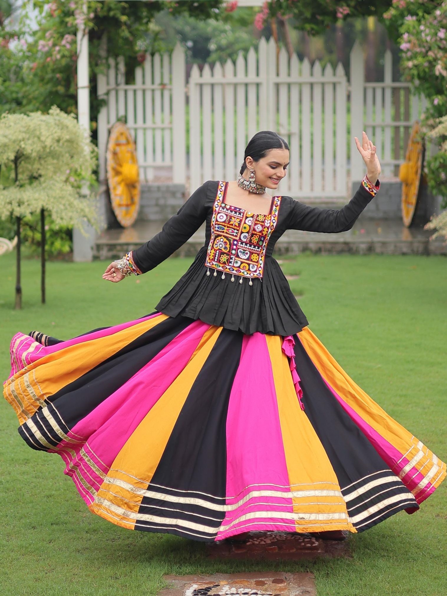 NAVRATRI SPECIAL TRADITIONAL CHANIYA CHOLI - Image 4