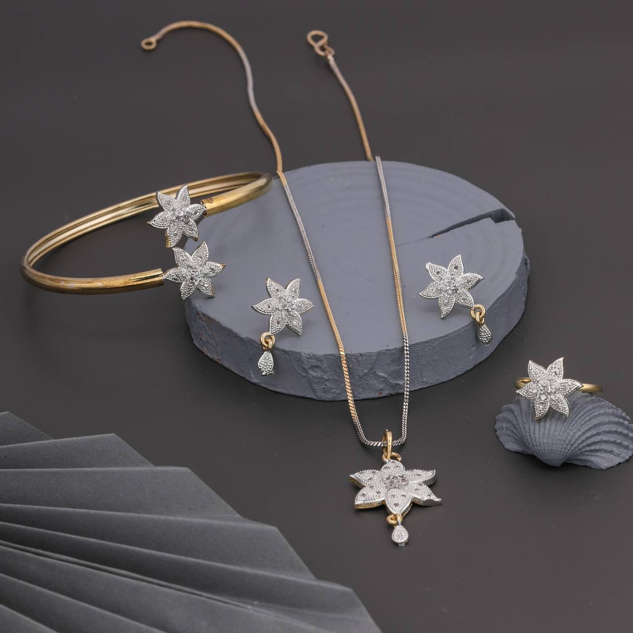 Trendy Kada Combo Set for Women