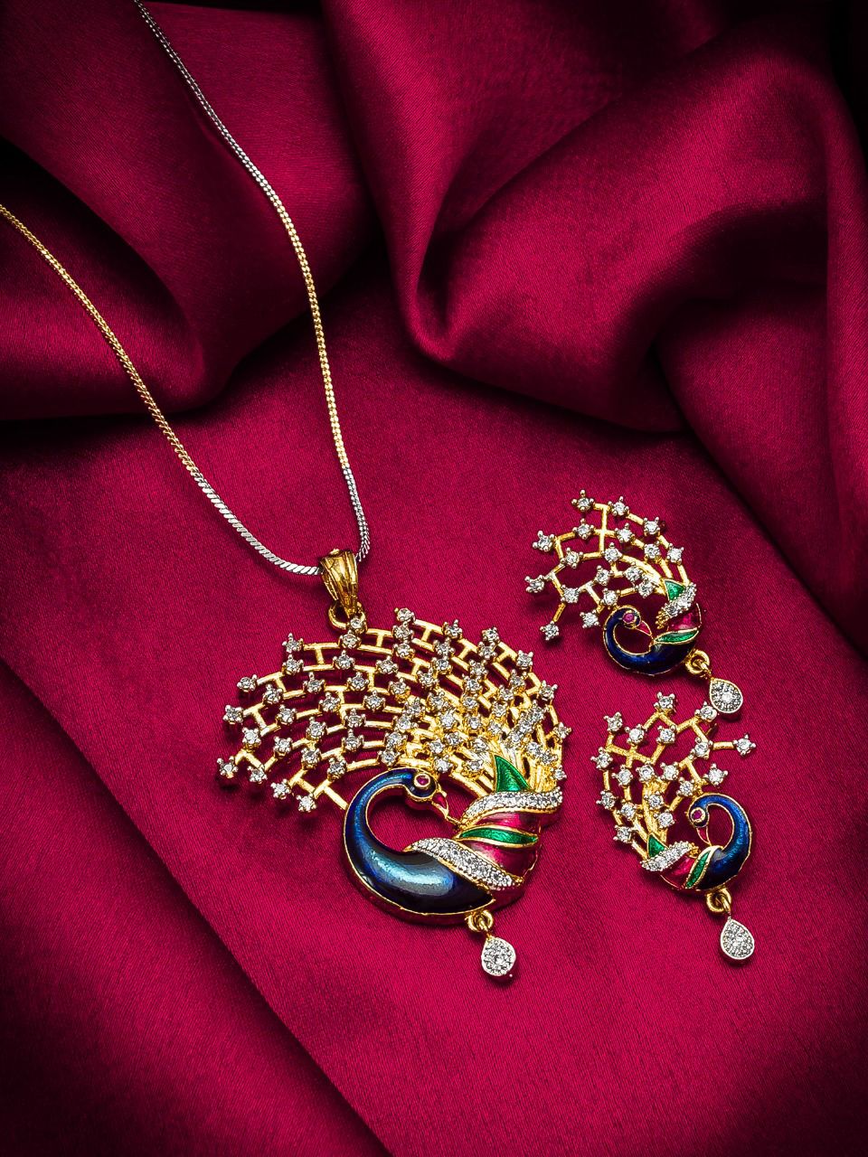 Trendy Pendant Set for Women