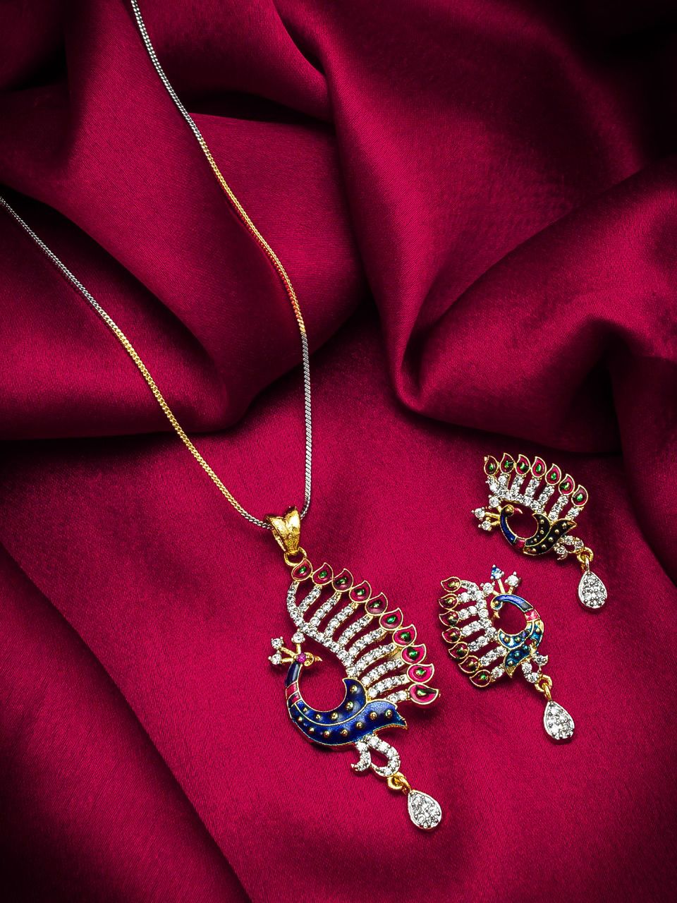 Trendy Pendant Set for Women