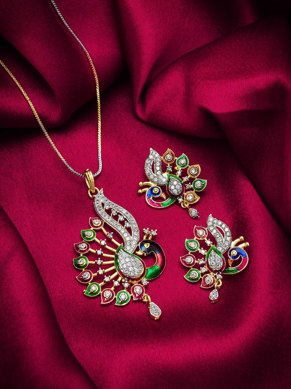 Trendy Pendant Set for Women
