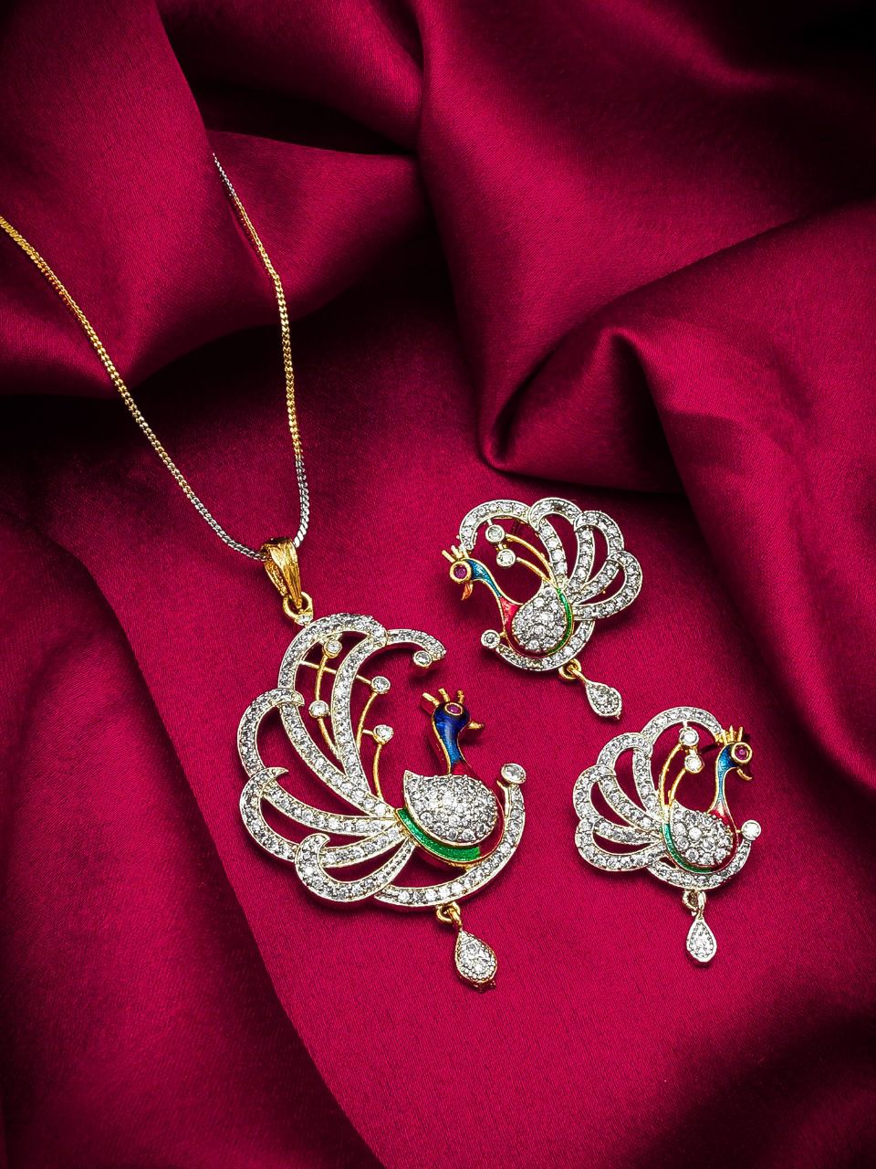 Trendy Pendant Set for Women