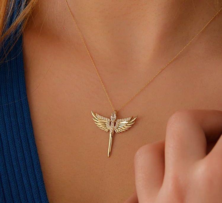 Trendy Pendant Set for Women
