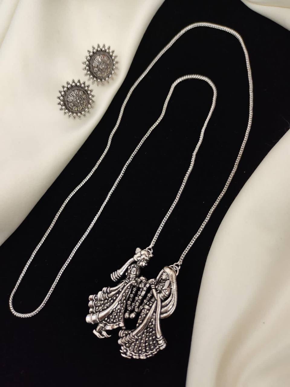 Trendy Pendant Set for Women
