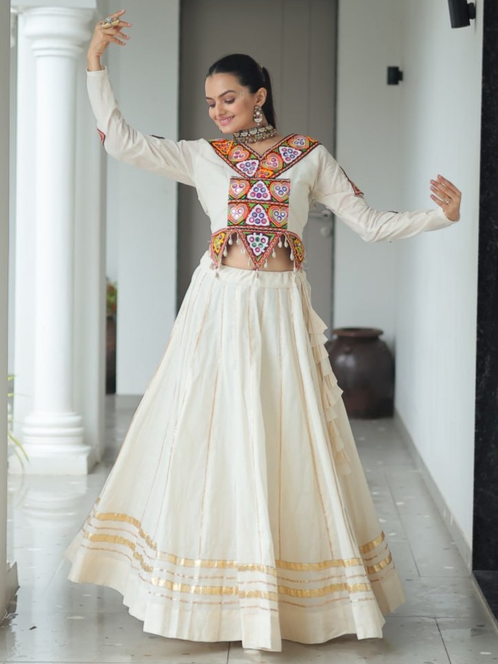 Kutchi Gamthi Embroidered Work Lehenga Choli - Image 9