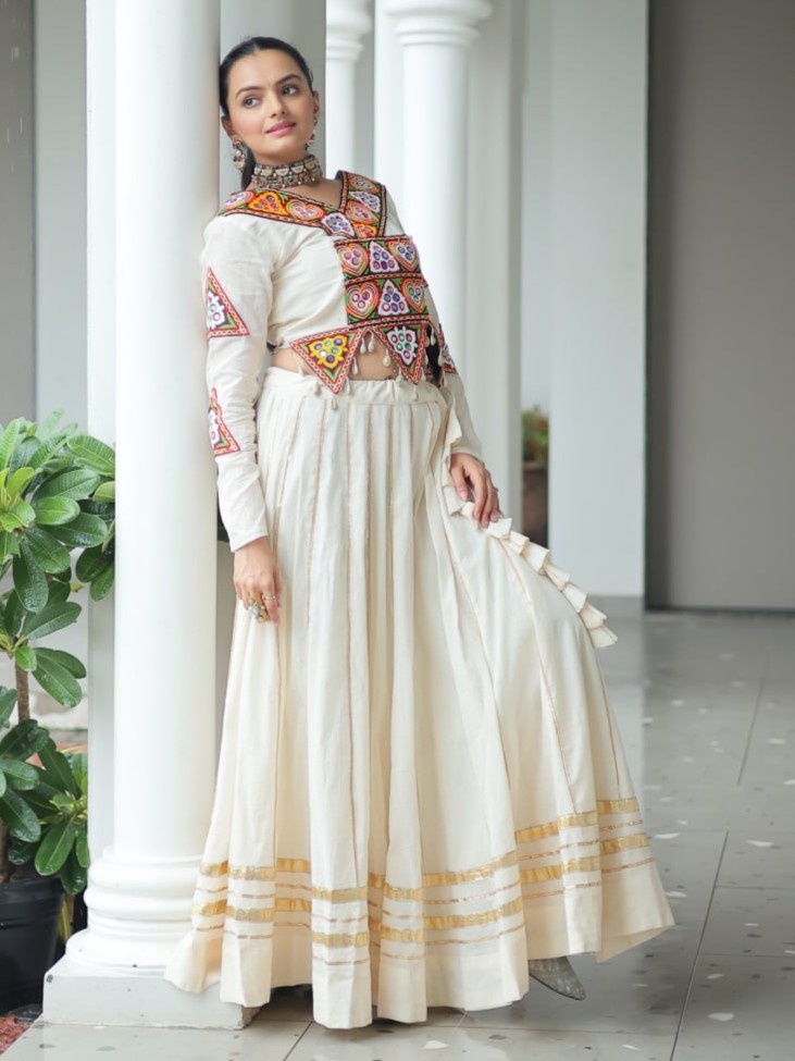 Kutchi Gamthi Embroidered Work Lehenga Choli - Image 8